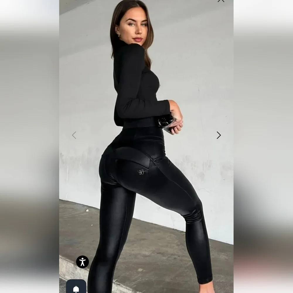 Freddy Women's Black Leggings - Picture 1 of 10